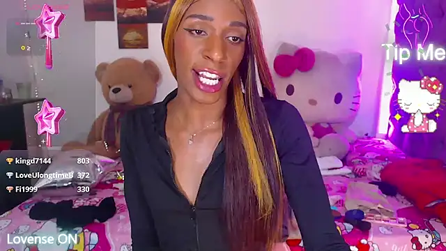lucianadolll online show from May 16, 2026, 6:45 am