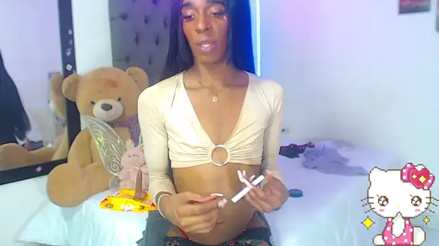 lucianadolll online show from November 25, 2025, 4:46 am