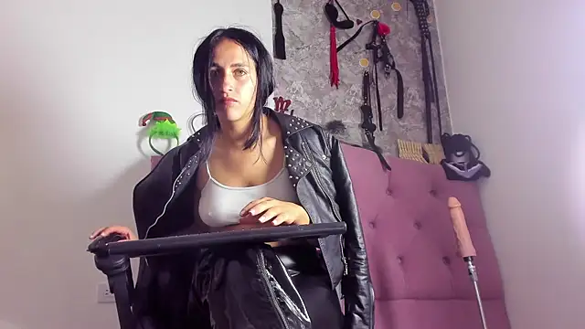 Snapshot of Evil_sammy chatting on December 3, 2025, 8:52 pm Evil sammy online show from December 3, 2025, 8:52 pm