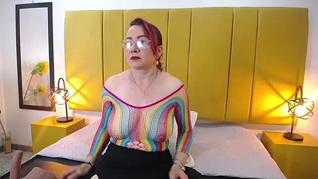 Snapshot of Lupiita223 chatting on December 4, 2025, 1:10 pm Lupiita223 online show from December 4, 2025, 1:10 pm