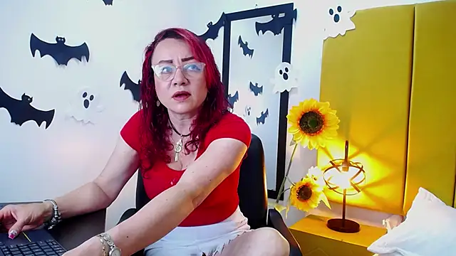 Snapshot of Lupiita223 chatting on October 27, 2025, 12:50 pm Lupiita223 online show from October 27, 2025, 12:50 pm