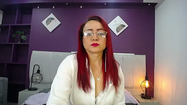 Snapshot of Lupiita223 chatting on November 24, 2025, 1:00 pm Lupiita223 online show from November 24, 2025, 1:00 pm