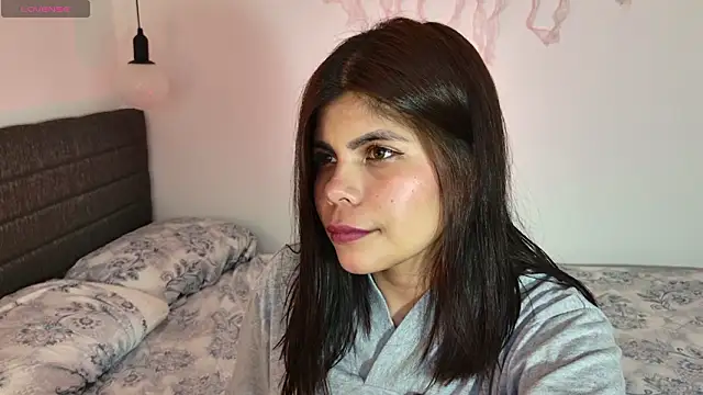 Snapshot of cutehanna1 chatting on March 13, 2026, 11:21 pm cutehanna1 online show from March 13, 2026, 11:21 pm