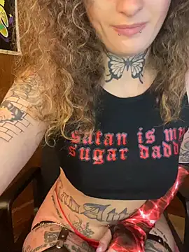 BlazyKitsune- online show from February 21, 2025, 3:21 pm