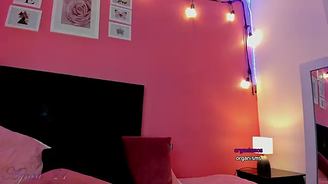 agnes 213 online show from March 16, 2025, 12:34 am