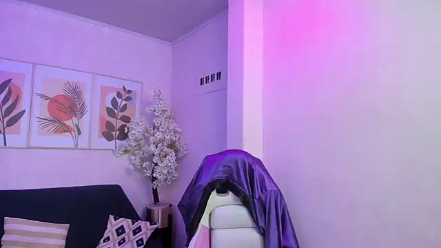 Theia moon online show from March 2, 2025, 4:17 am