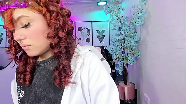 Theia moon online show from February 26, 2026, 1:11 pm