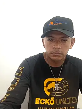 thegirlhot34 online show from April 12, 2026, 7:33 am