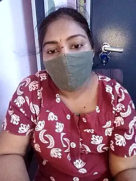 Snapshot of RomeoJuliet345 chatting on April 15, 2026, 5:17 pm RomeoJuliet345 online show from April 15, 2026, 5:17 pm