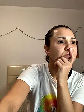 MiraMiss online show from December 1, 2025, 7:31 am