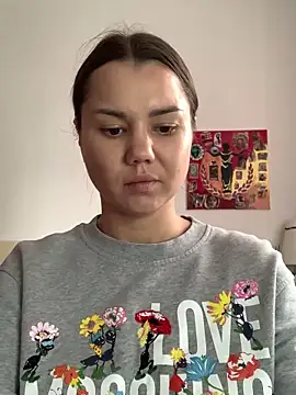 MiraMiss online show from September 15, 2025, 8:15 am