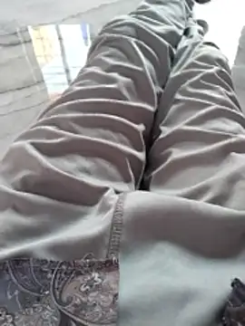 Snapshot of PracticalGum40 chatting on November 10, 2025, 10:20 am PracticalGum40 online show from November 10, 2025, 10:20 am