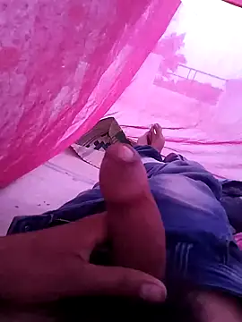 Snapshot of PracticalGum40 chatting on March 11, 2025, 1:37 am PracticalGum40 online show from March 11, 2025, 1:37 am