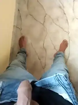 Snapshot of PracticalGum40 chatting on November 24, 2025, 2:44 am PracticalGum40 online show from November 24, 2025, 2:44 am