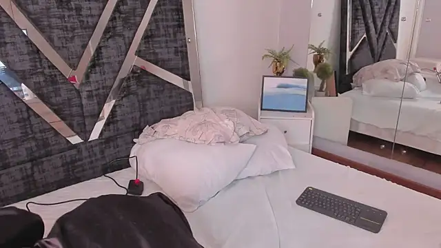 Jonness Isa  online show from February 8, 2026, 12:47 pm