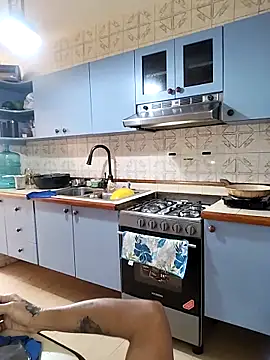 Snapshot of Alison_fitness chatting on November 30, 2025, 2:51 pm Alison fitness online show from November 30, 2025, 2:51 pm