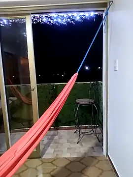 Snapshot of Alison_fitness chatting on December 20, 2025, 1:41 am Alison fitness online show from December 20, 2025, 1:41 am