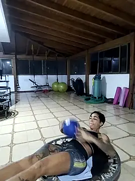 Snapshot of Alison_fitness chatting on October 22, 2025, 11:36 pm Alison fitness online show from October 22, 2025, 11:36 pm