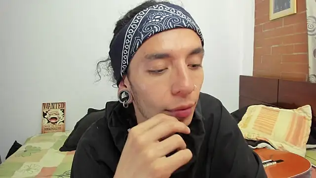 Snapshot of Mugiwara666 chatting on February 16, 2025, 9:27 pm Mugiwara666 online show from February 16, 2025, 9:27 pm