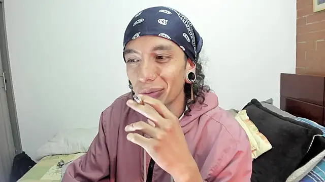 Snapshot of Mugiwara666 chatting on February 19, 2025, 2:55 am Mugiwara666 online show from February 19, 2025, 2:55 am