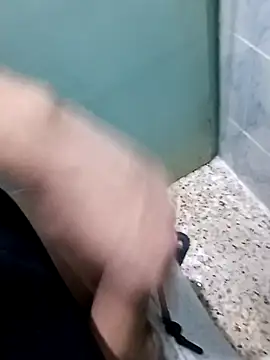 Steve98768 online show from December 19, 2024, 2:12 am