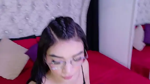  amy johnson online show from February 26, 2025, 6:59 pm