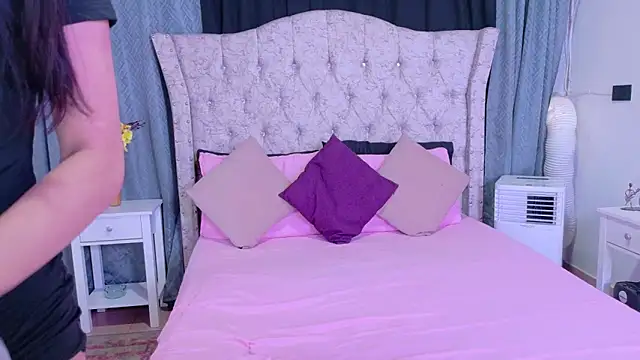  amy johnson online show from January 28, 2025, 7:10 pm