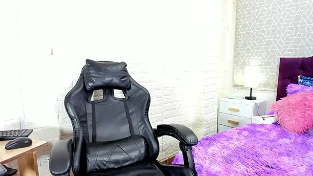 Snapshot of sweet_kitty0110 chatting on December 22, 2025, 9:04 pm sweet kitty0110 online show from December 22, 2025, 9:04 pm