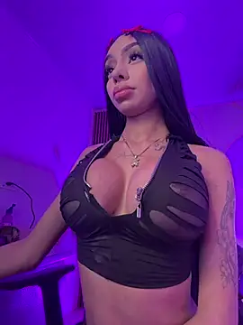 Tiffanny online show from February 26, 2026, 11:32 am