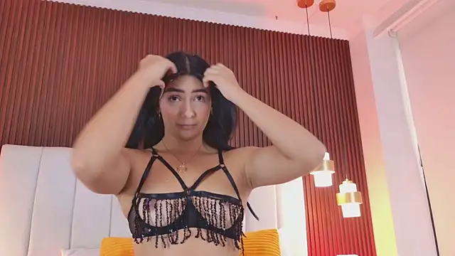 MeganCruzGB online show from November 18, 2025, 2:53 pm