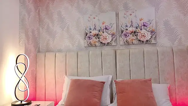 MeganCruzGB online show from November 20, 2025, 1:01 pm