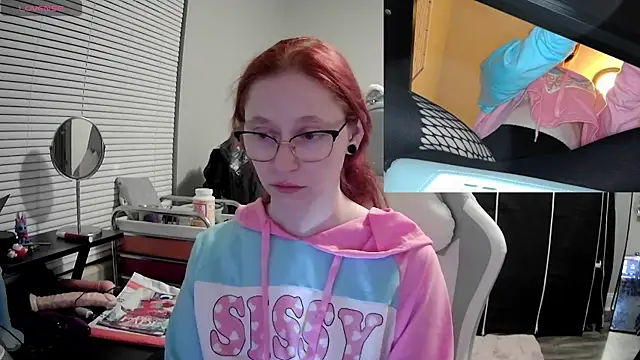 LilyFoxxx online show from February 2, 2025, 4:48 am