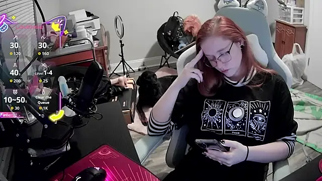 LilyFoxxx online show from September 28, 2025, 6:31 am