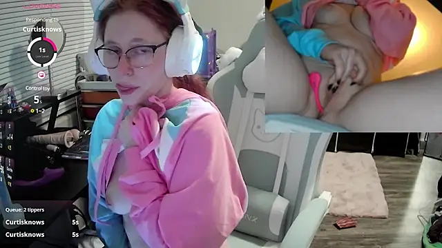 LilyFoxxx online show from February 2, 2025, 7:52 am