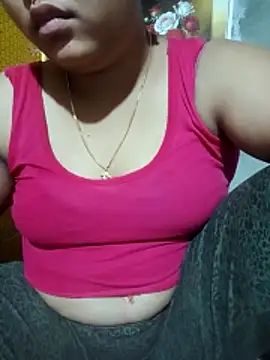 Super-Couple online show from May 14, 2026, 4:09 am