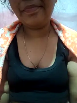 Super-Couple online show from February 15, 2026, 9:47 pm