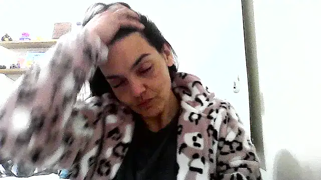 Snapshot of escritorasafada chatting on November 18, 2025, 1:54 am escritorasafada online show from November 18, 2025, 1:54 am