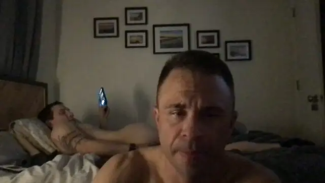 tongueyoudeep online show from November 8, 2025, 2:09 pm