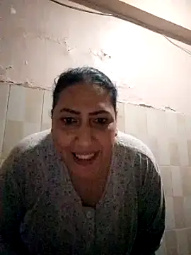 Snapshot of Osha10 chatting on December 13, 2024, 7:10 pm Osha10 online show from December 13, 2024, 7:10 pm