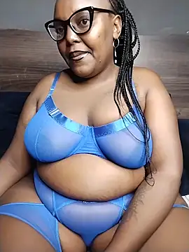 CHERRYYUMMY online show from April 25, 2026, 12:35 am