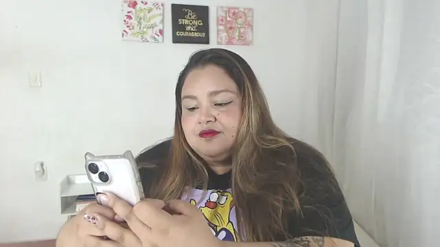 Snapshot of lovemyfatpussy chatting on January 19, 2026, 6:39 am lovemyfatpussy online show from January 19, 2026, 6:39 am