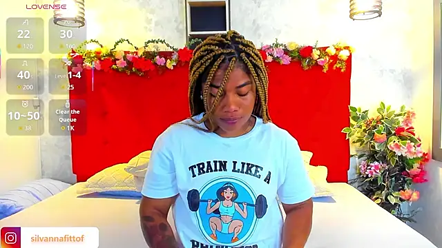 Snapshot of SilvannaFit chatting on March 1, 2026, 9:53 am SilvannaFit online show from March 1, 2026, 9:53 am