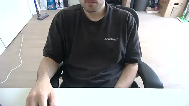 taallguyy 196 online show from March 22, 2026, 9:11 am