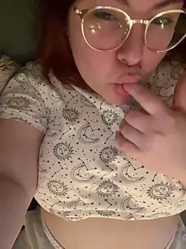 SoshyBaby online show from February 17, 2025, 11:33 pm