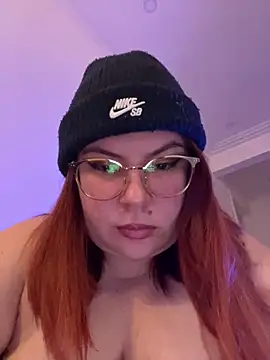 SoshyBaby online show from March 5, 2025, 1:21 am