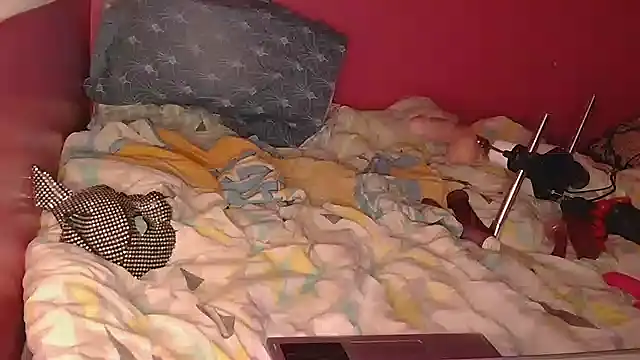 Snapshot of liloucamchaudee chatting on March 19, 2026, 7:36 pm liloucamchaudee online show from March 19, 2026, 7:36 pm