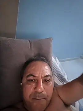 Snapshot of abdelhak33 chatting on March 24, 2026, 6:52 pm abdelhak33 online show from March 24, 2026, 6:52 pm