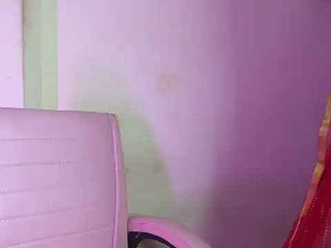 wildestcouplee online show from February 24, 2026, 8:42 pm