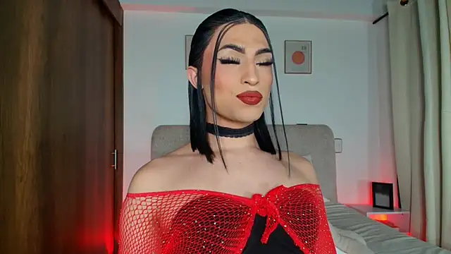 Snapshot of KarolPorttela chatting on October 19, 2025, 10:56 pm KarolPorttela online show from October 19, 2025, 10:56 pm