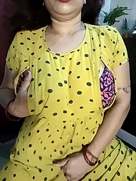 Snapshot of Sneha_gril chatting on April 18, 2026, 6:10 pm Sneha gril online show from April 18, 2026, 6:10 pm